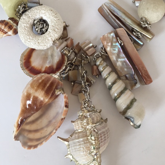 Chicos 30th Anniversary 30” Shells Necklace - Picture 5 of 8